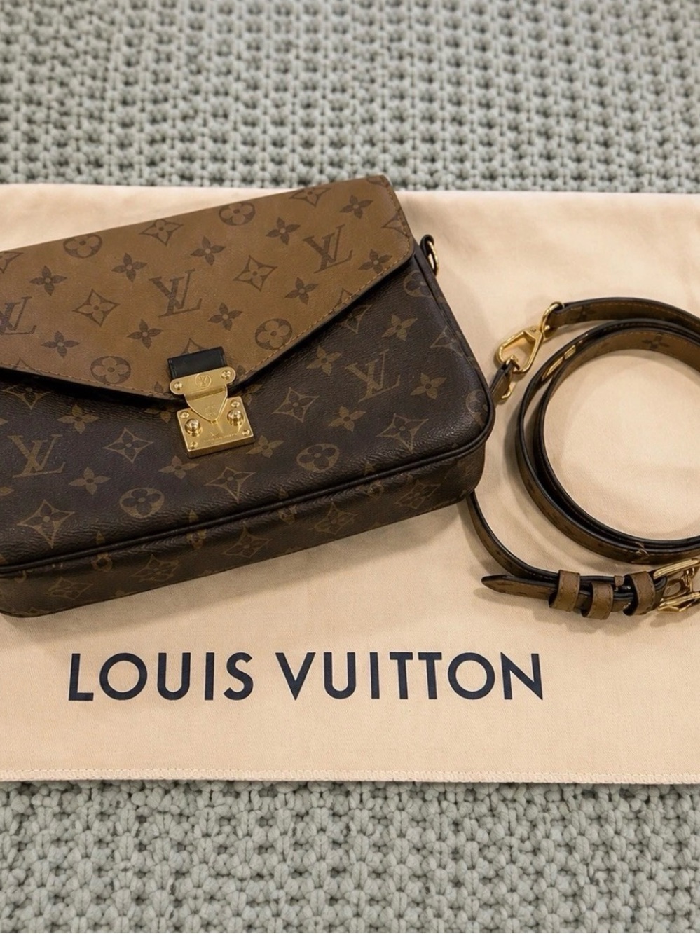 Louis Vuitton Reverse Monogram Pochette Metis Shoulder Bag - Brown/Tan